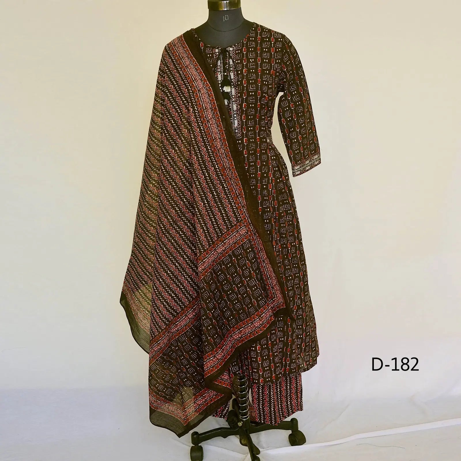 CraftEarth Hand Block Printed Anarkali Suit Sets with Dupatta for women K-D182