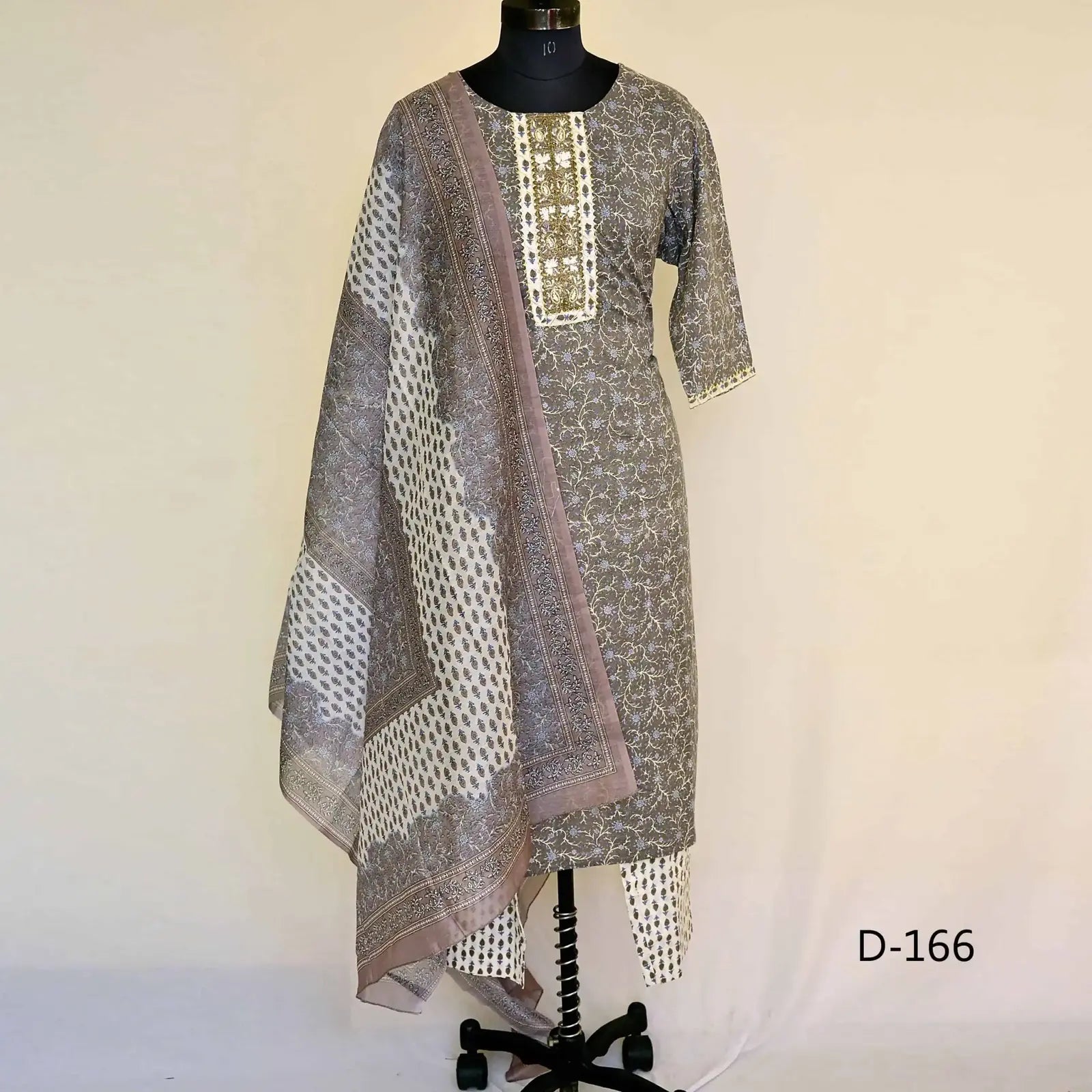 CraftEarth Women's Grey Floral Printed Cotton Suit Set with Dupatta K-D166