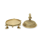 CraftEarth-Brass-wall-tableware-candle-stand-2-600×600