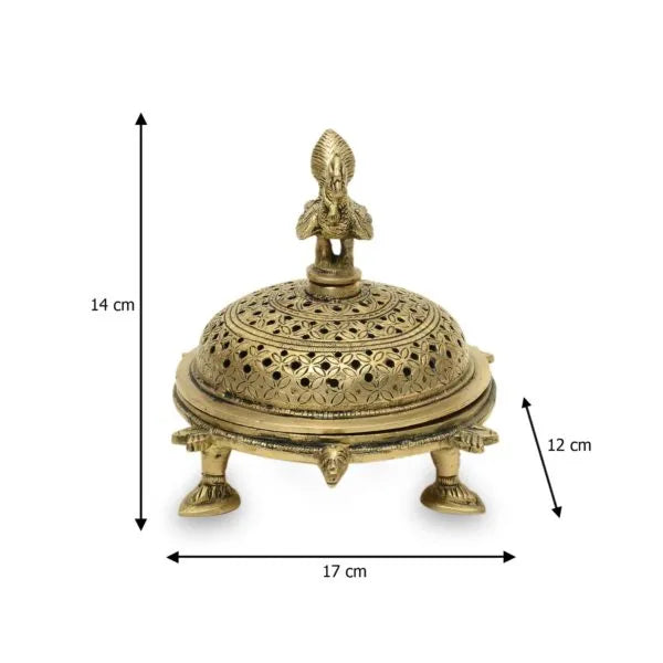 CraftEarth-Brass-wall-tableware-candle-stand-5-600×600