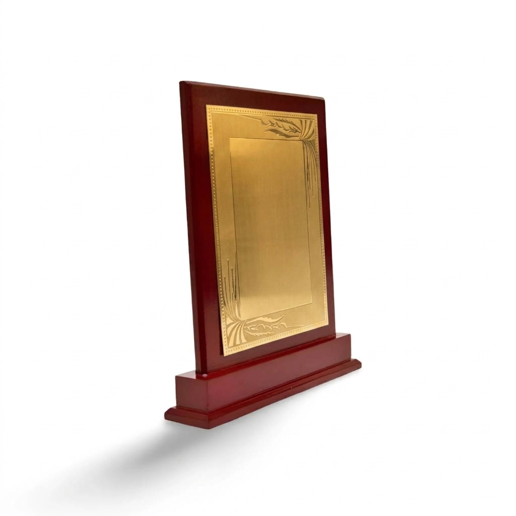 Premium Wooden Memento – M-107-A