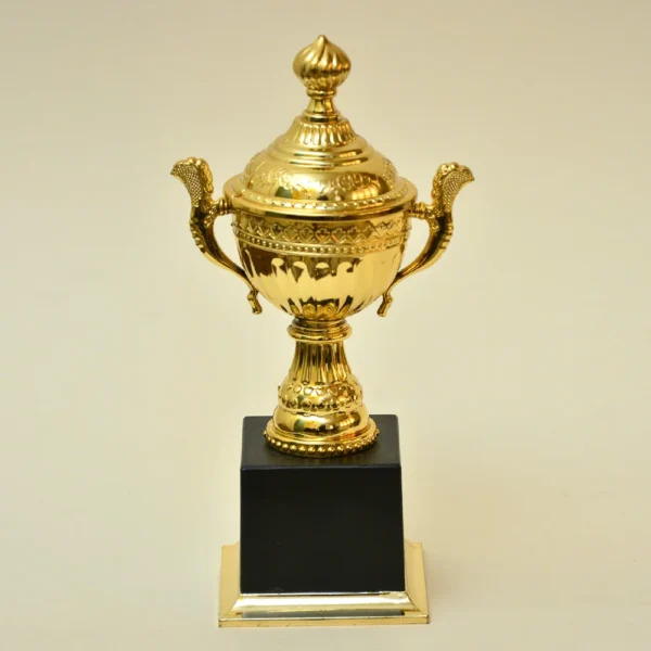 Golden Cup Trophy M-443