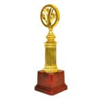 Unique Golden Trophy – M-551 - Image 3