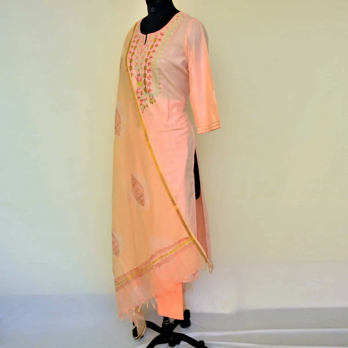 CraftEarth Peach Cotton Suit Set with Matching Dupatta for Women K-D133 - Image 3