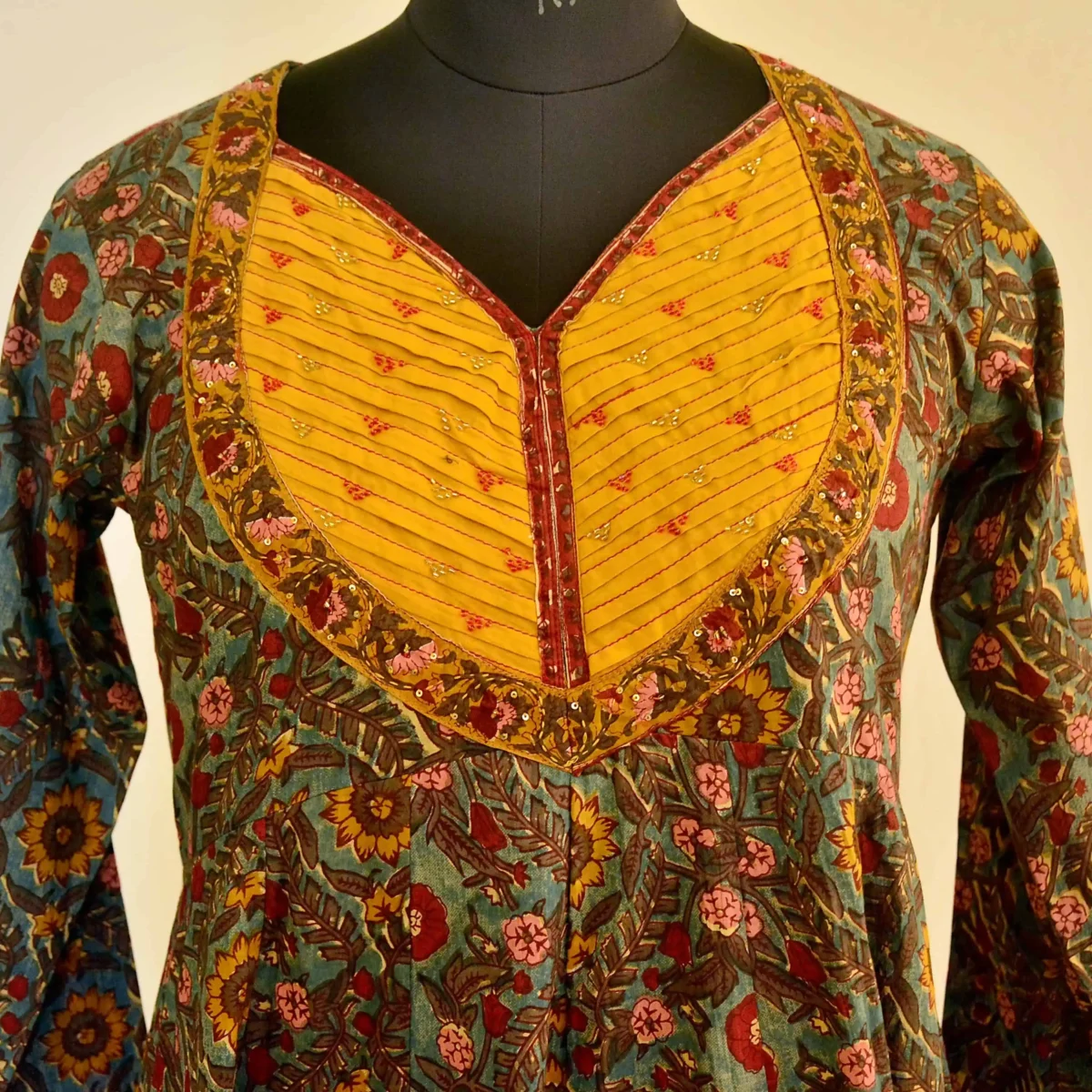 CraftEarth Women's Printed Anarkali Suit Set with Beautiful Dupatta K-D146 - Image 2