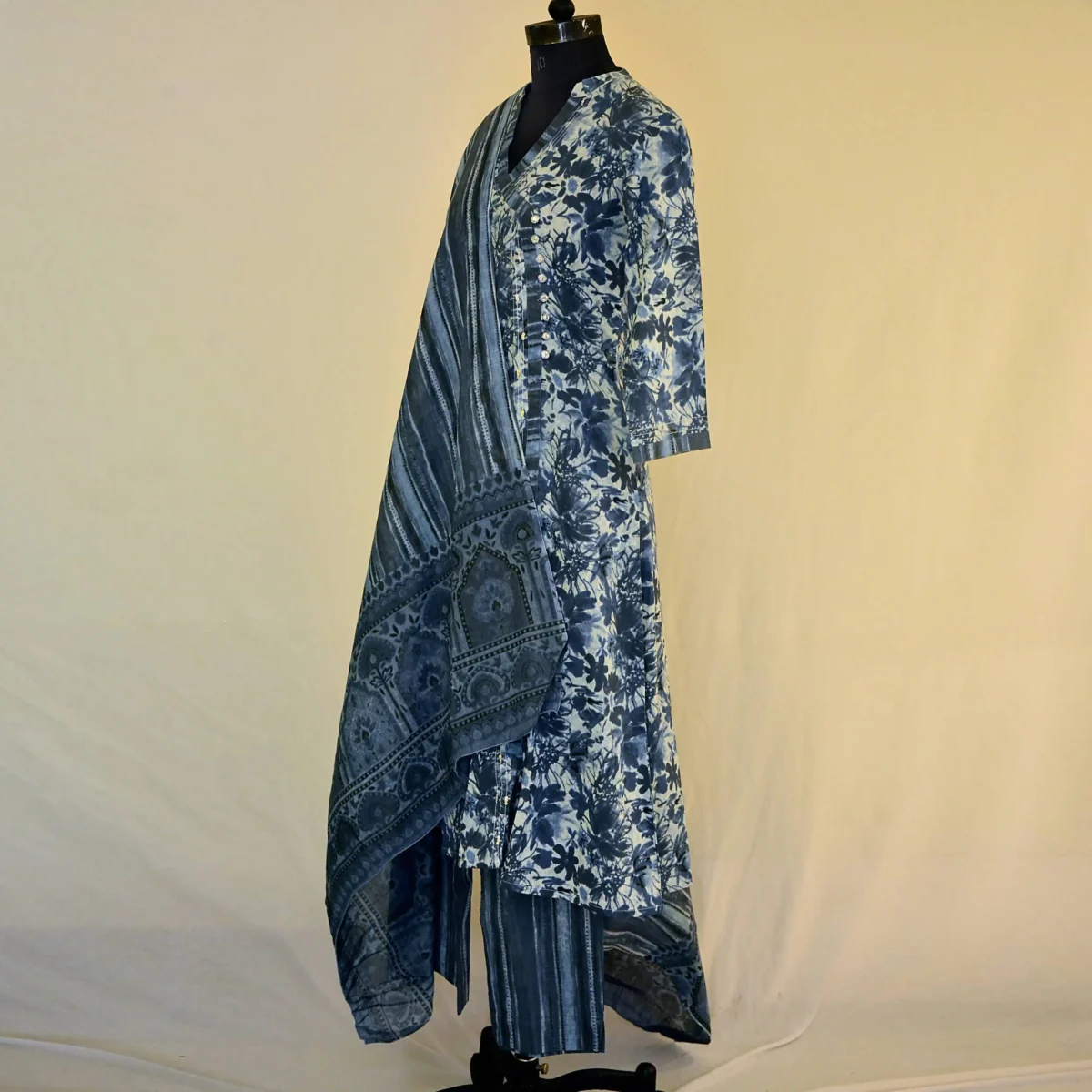CraftEarth Women's Cotton Floral Printed Angrakha Kurta Pants with Dupatta Set K-D148 - Image 4