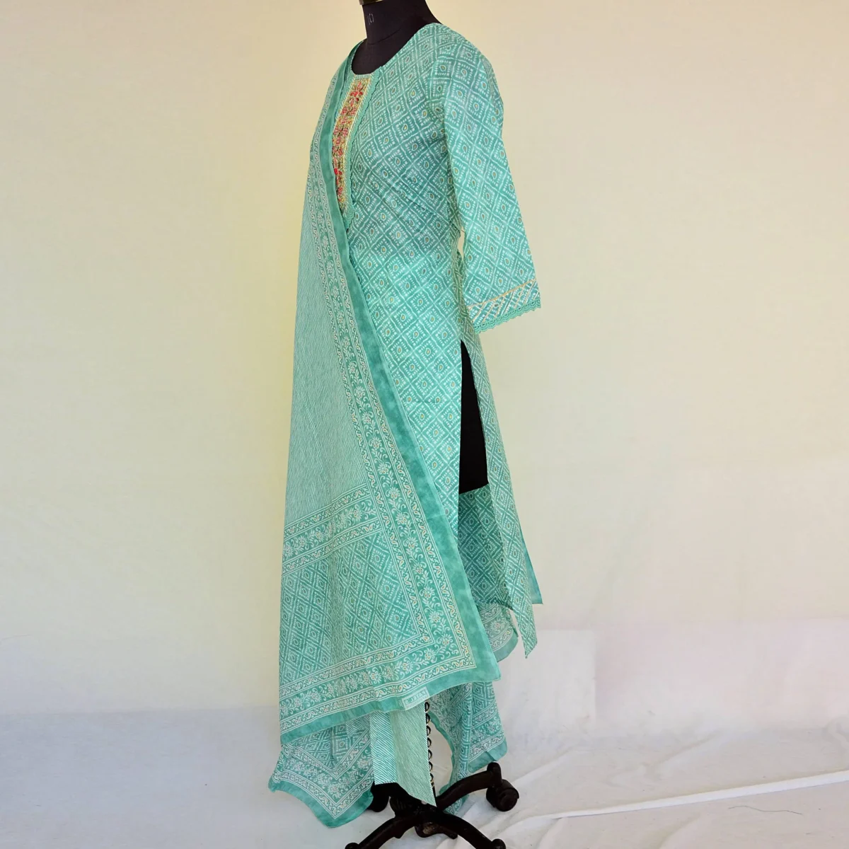 CraftEarth Women's Sea Green Readymade Suit Set with Matching Dupatta K-D186 - Image 4