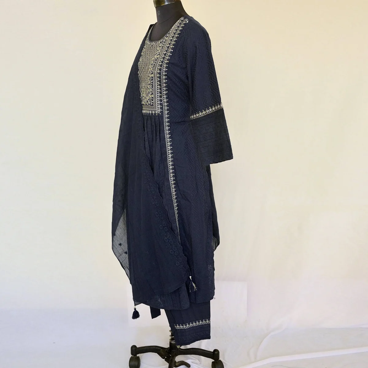 CraftEarth Naira Cut Kurti Set for Women with Pant & Dupatta K-D188 - Image 4