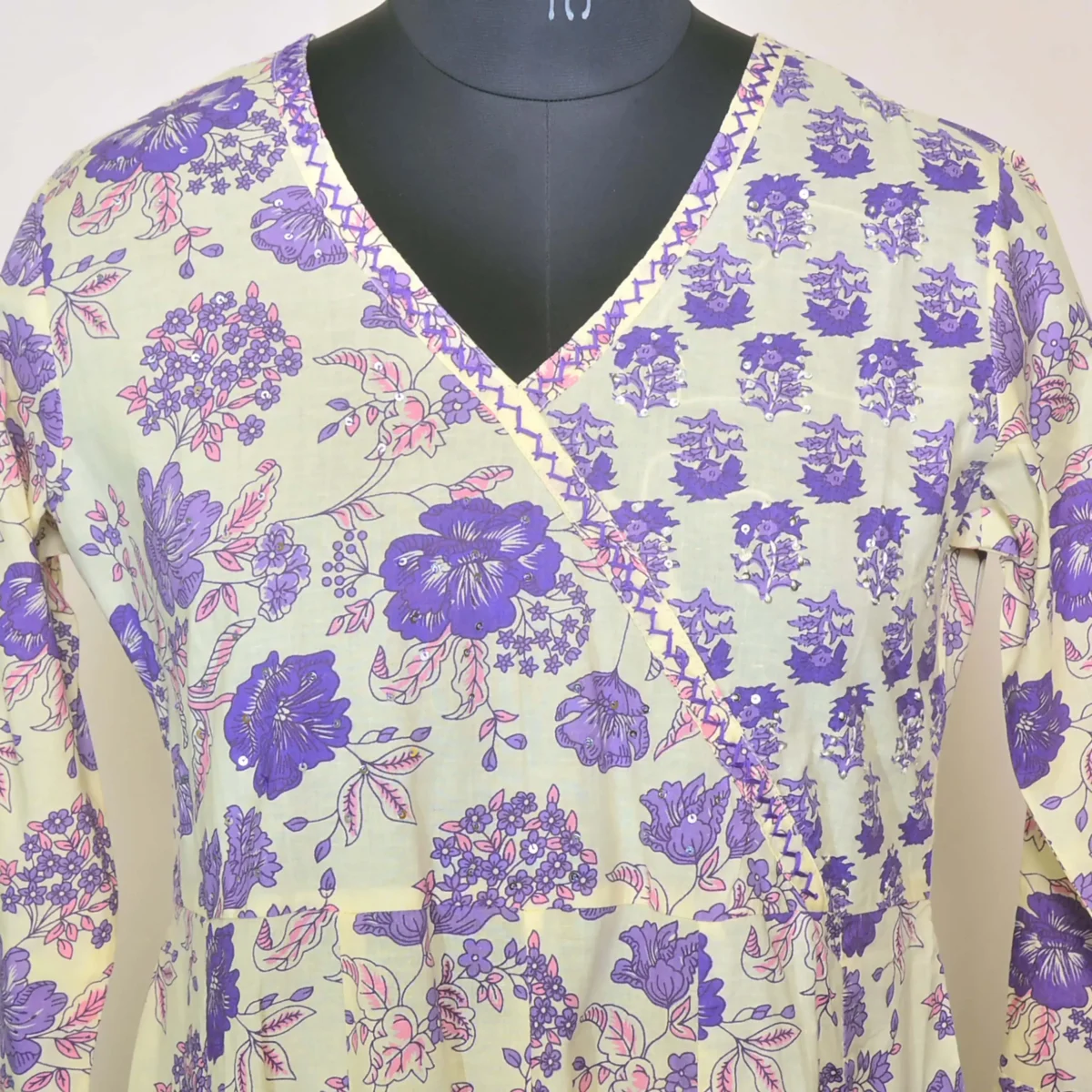 CraftEarth Women's Floral Print Angrakha Suit Set - K-D194 - Image 2