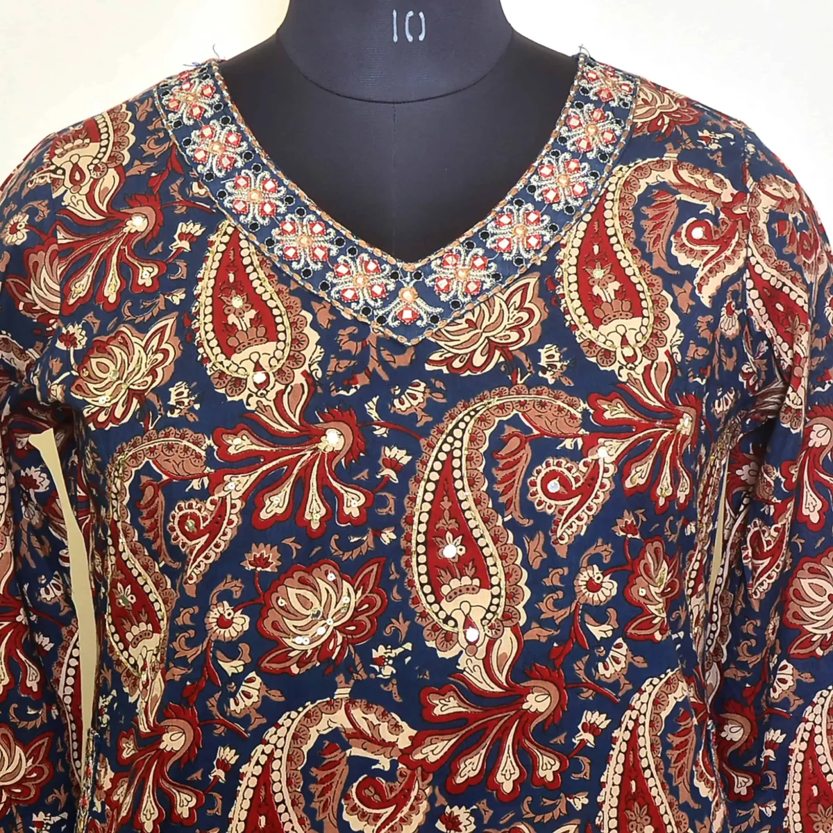 CraftEarth Kalamkari Printed Cotton Suit Set with Beige Dupatta - K-D196 - Image 2