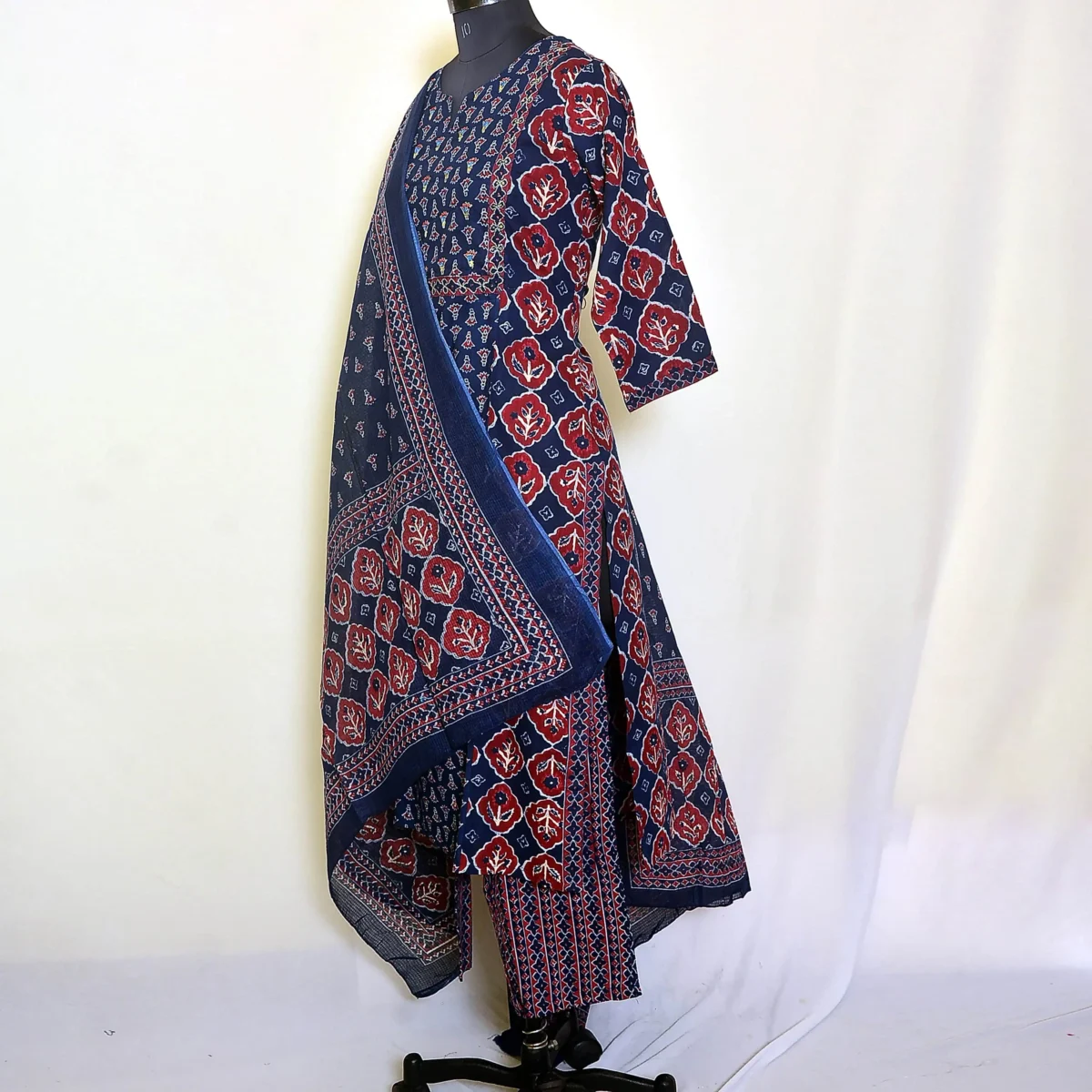 CraftEarth Designer Printed Cotton Suit Sets with Dupatta - K-D199 - Image 4